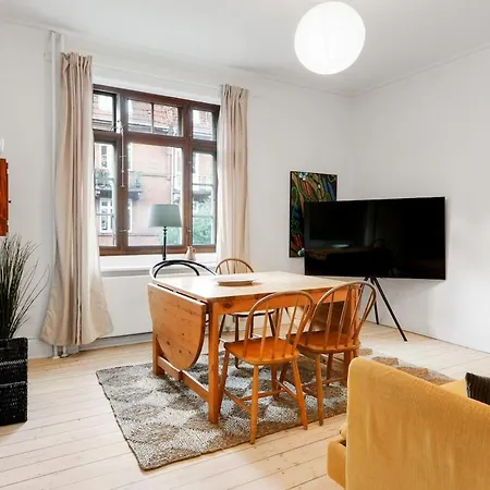 Apartment Classic And Cozy In *